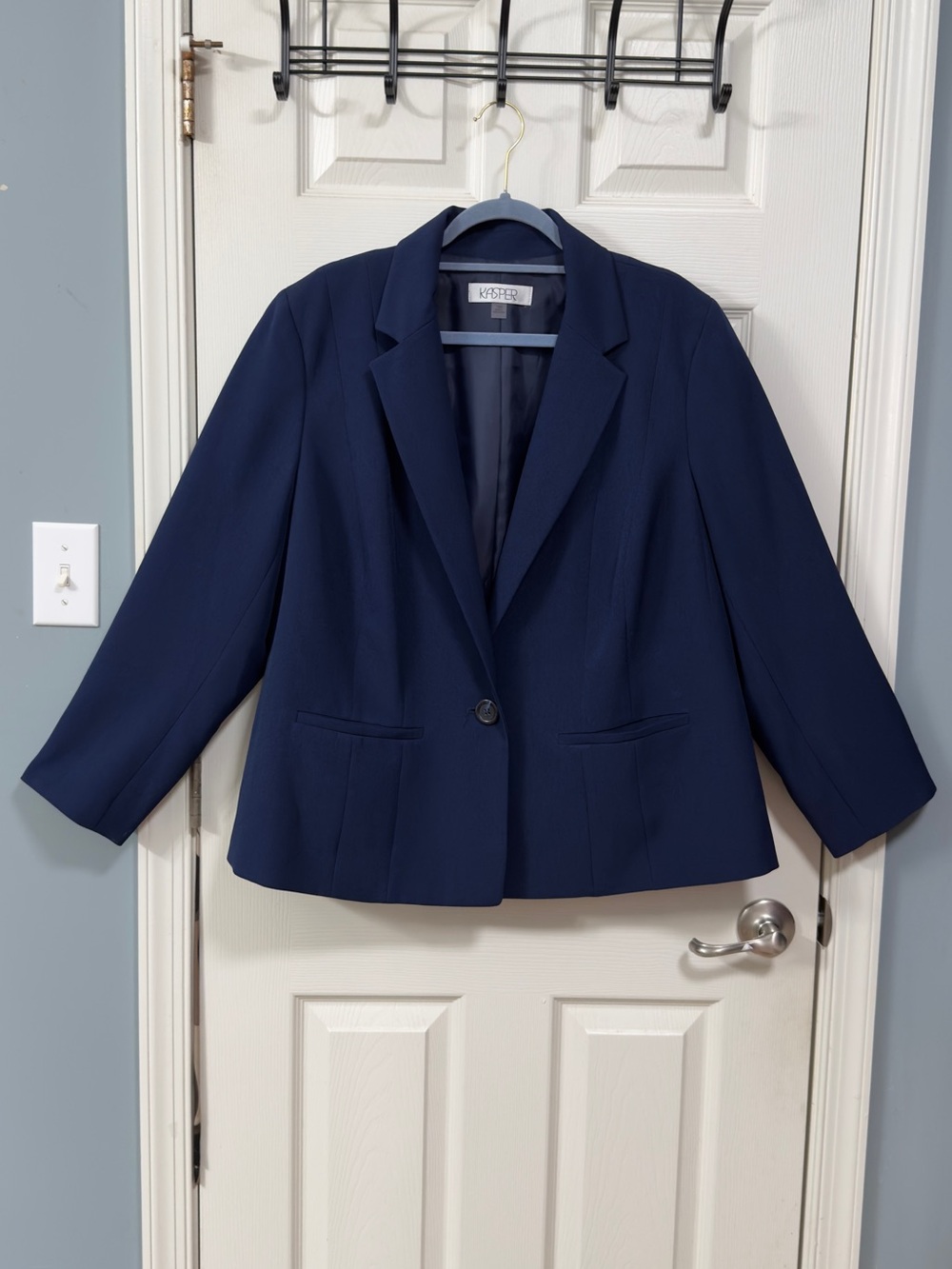 Kasper Plus Size Navy Blue Blazer Suit Jacket Size 16W Single Button Lined Offic